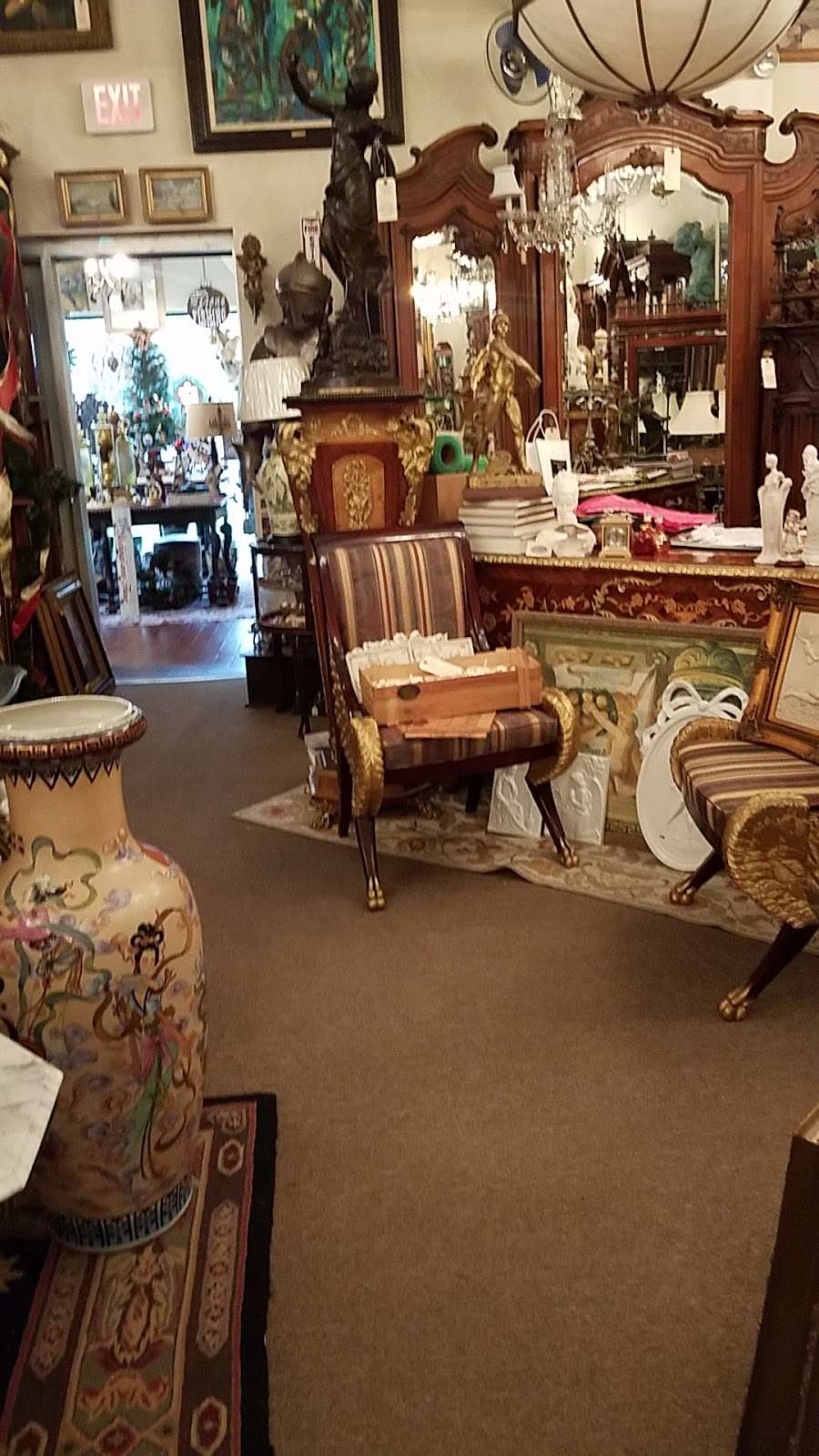 European Antique And Design Center | 2700 Buck Rd, Huntingdon Valley, PA 19006, USA | Phone: (215) 938-8532