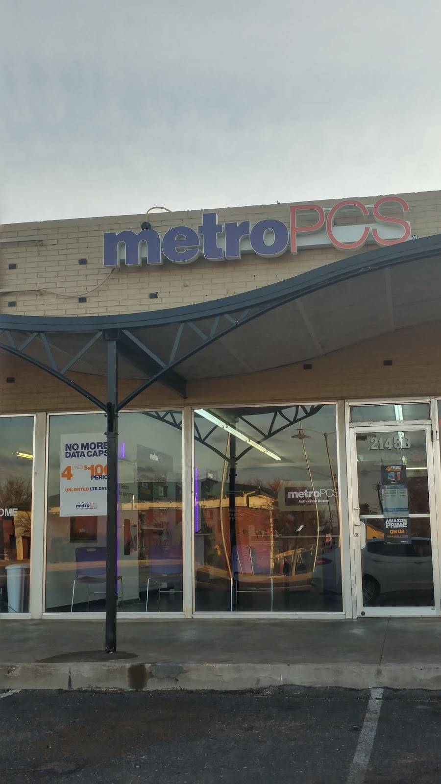 Metro by T-Mobile | 2145 50th St Ste B, Lubbock, TX 79412, USA | Phone: (806) 368-9587