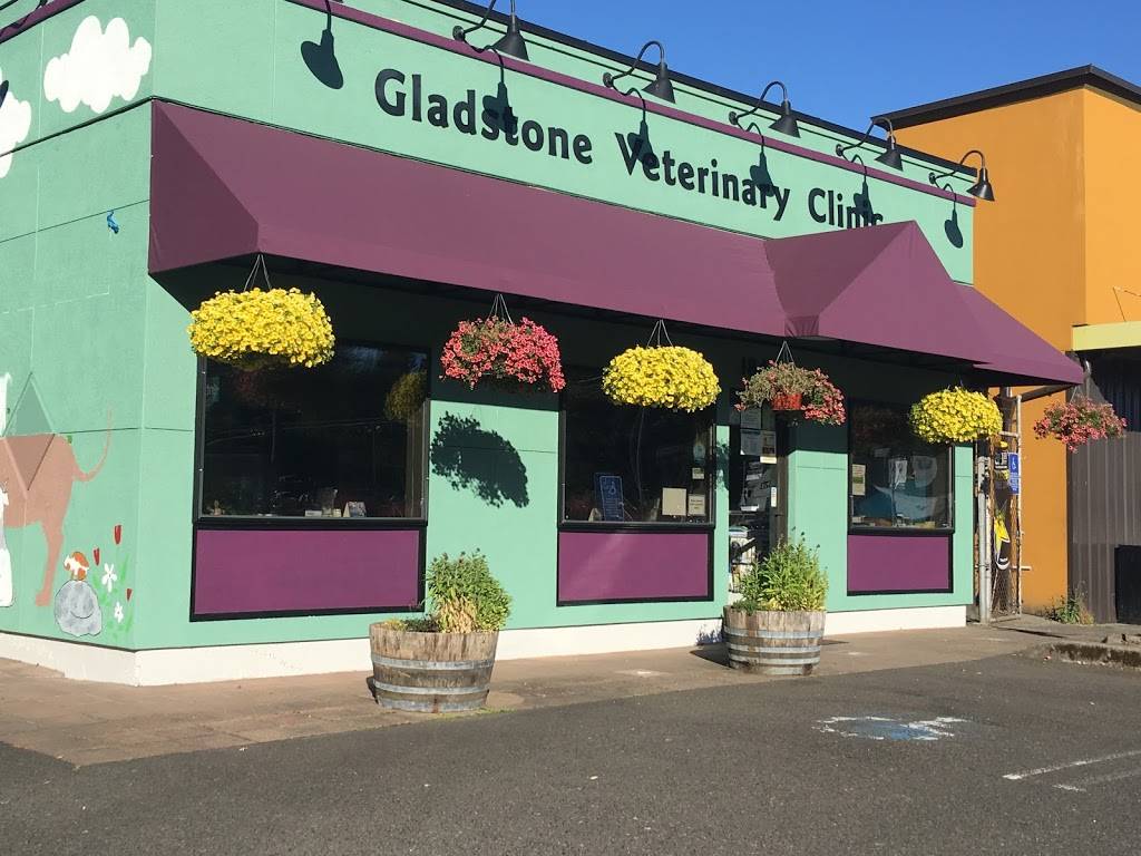 Gladstone Veterinary Clinic | 18420 SE McLoughlin Blvd, Milwaukie, OR 97267, USA | Phone: (503) 653-6621