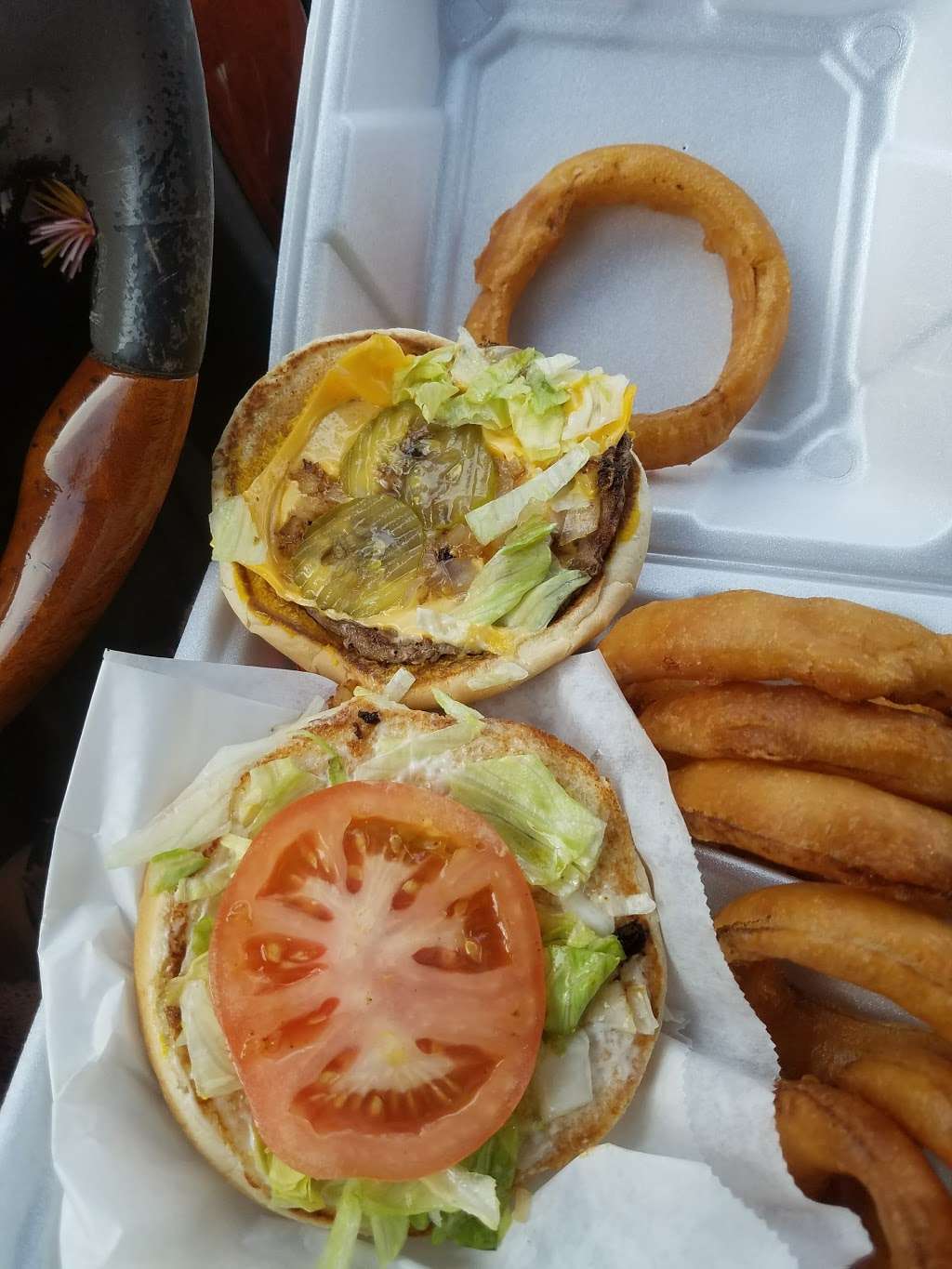 Big Burger V | 11207 W Hardy Rd, Houston, TX 77076, USA | Phone: (713) 695-4595