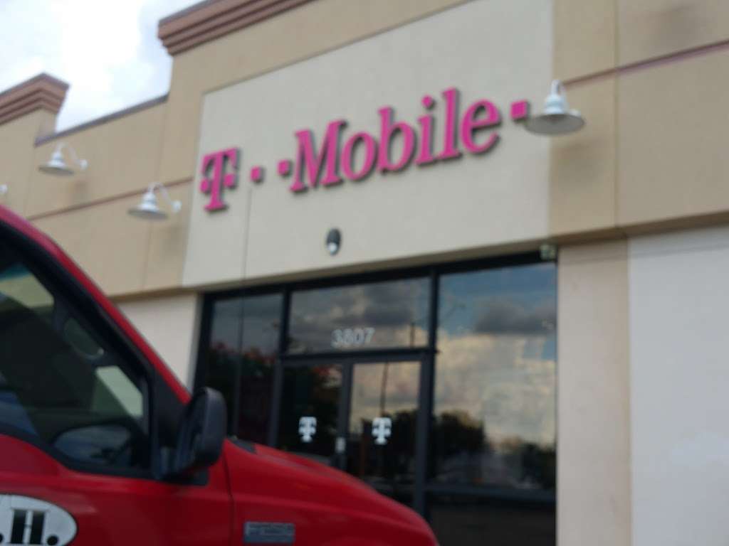 T-Mobile | 3807 US Hwy 98 N, Lakeland, FL 33809 | Phone: (863) 816-2937