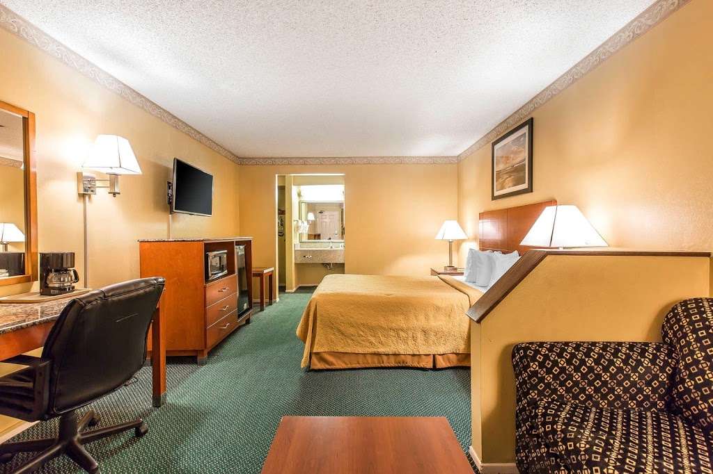 Quality Inn & Suites | 984 W Ventura Blvd, Camarillo, CA 93010 | Phone: (805) 987-4188