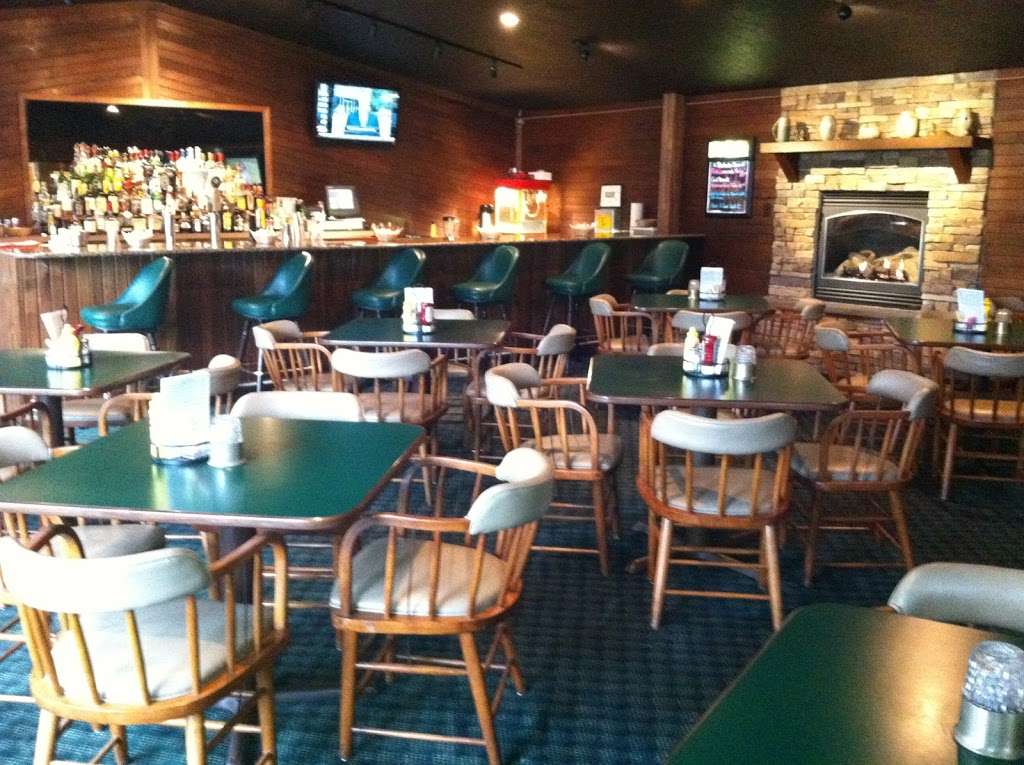 The Clubhouse Grille & Pub | 109 Clubhouse Ridge, Hedgesville, WV 25427, USA | Phone: (304) 754-3482