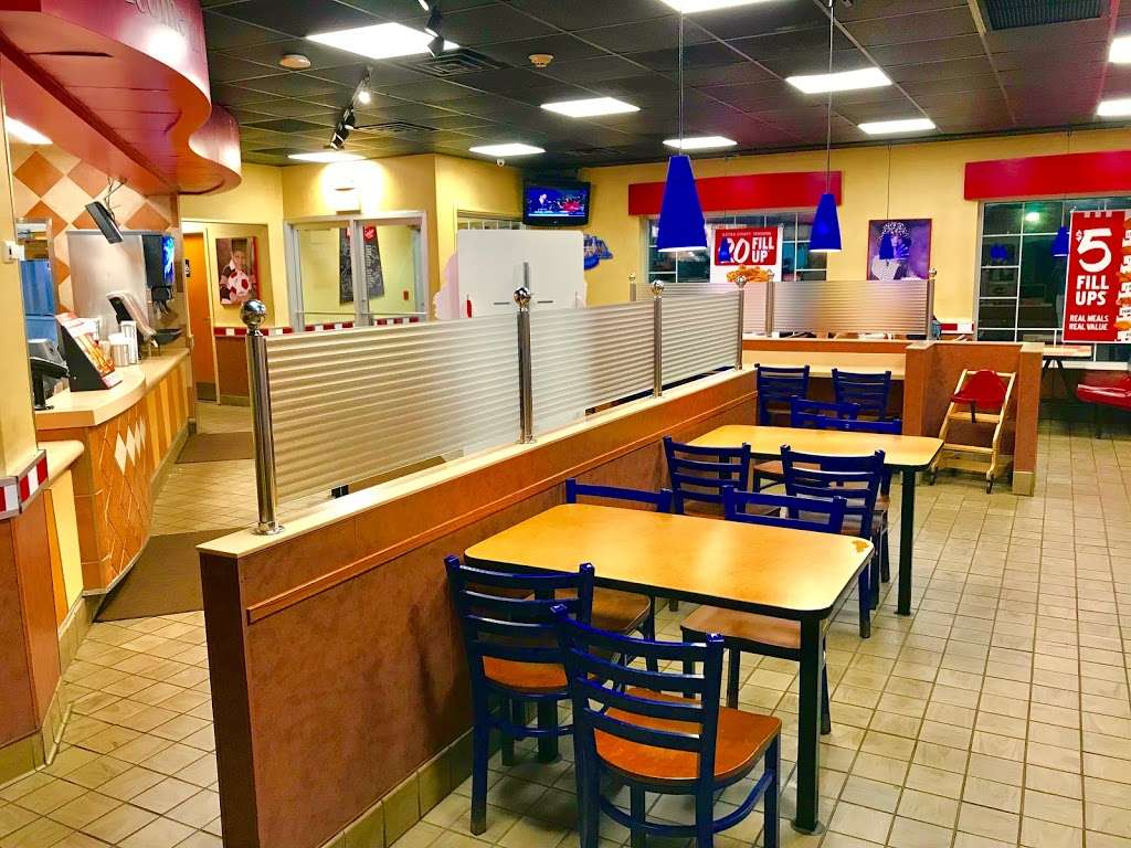 KFC | 116 Pleasant St, Attleboro, MA 02703 | Phone: (508) 226-0700