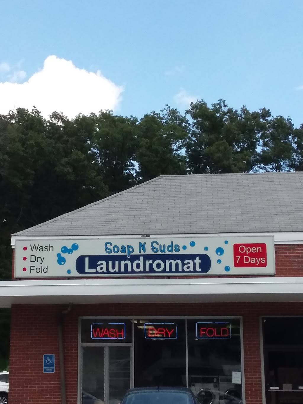 Soap N Suds Laundromat | 262 Cambridge St, Burlington, MA 01803, USA | Phone: (978) 375-6629