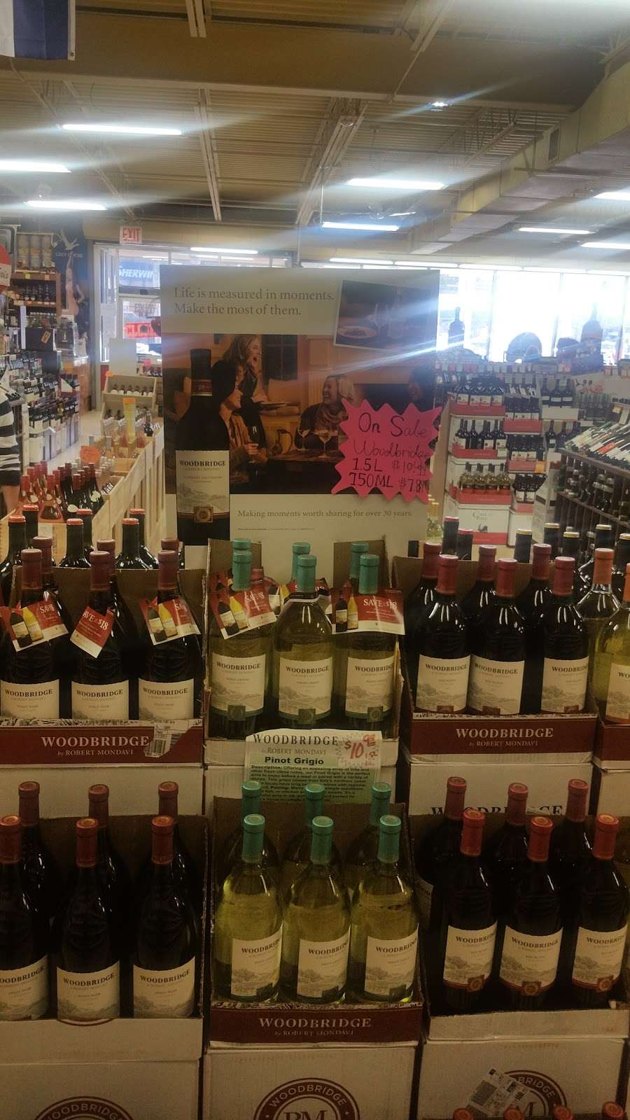 Pete Milanos Discount Wine | 1441 Forest Ave, Staten Island, NY 10302, USA | Phone: (718) 447-2888