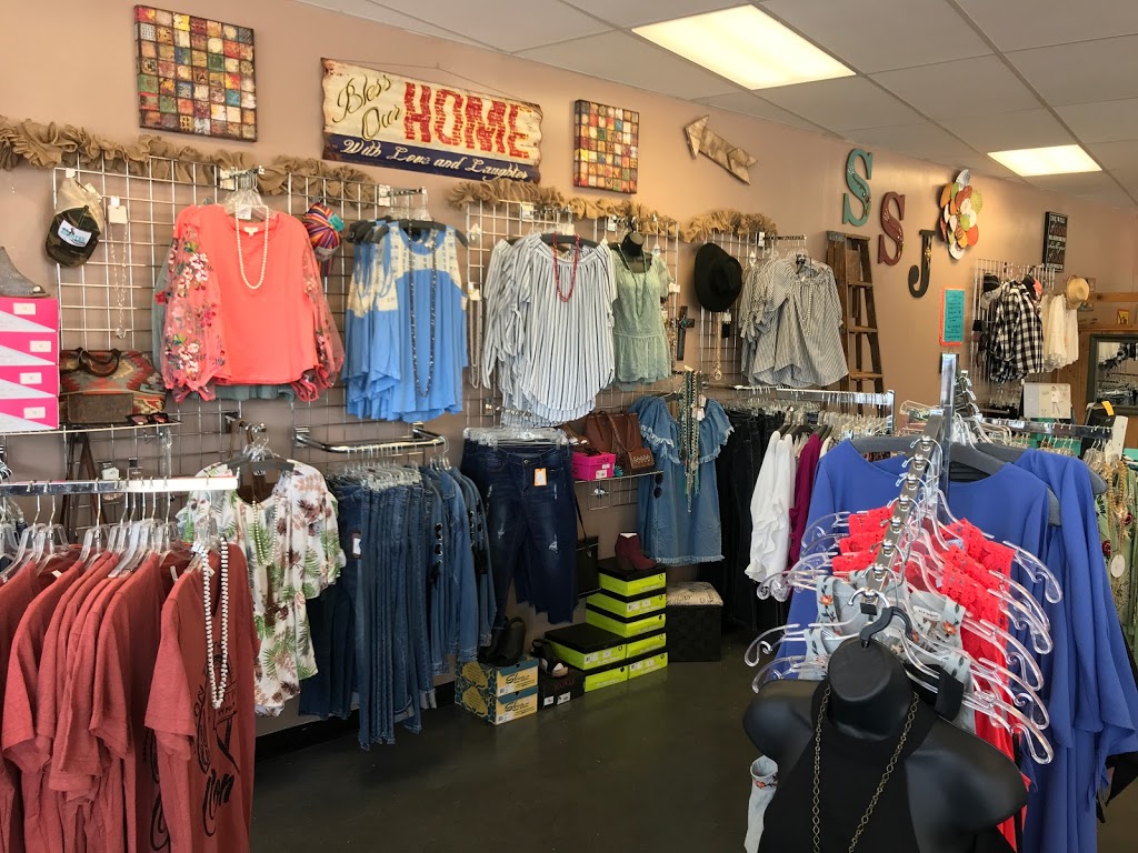 Six Shooter Junction Boutique | 17645 Farm to Market Rd 1488, Magnolia, TX 77354, USA | Phone: (281) 259-7134