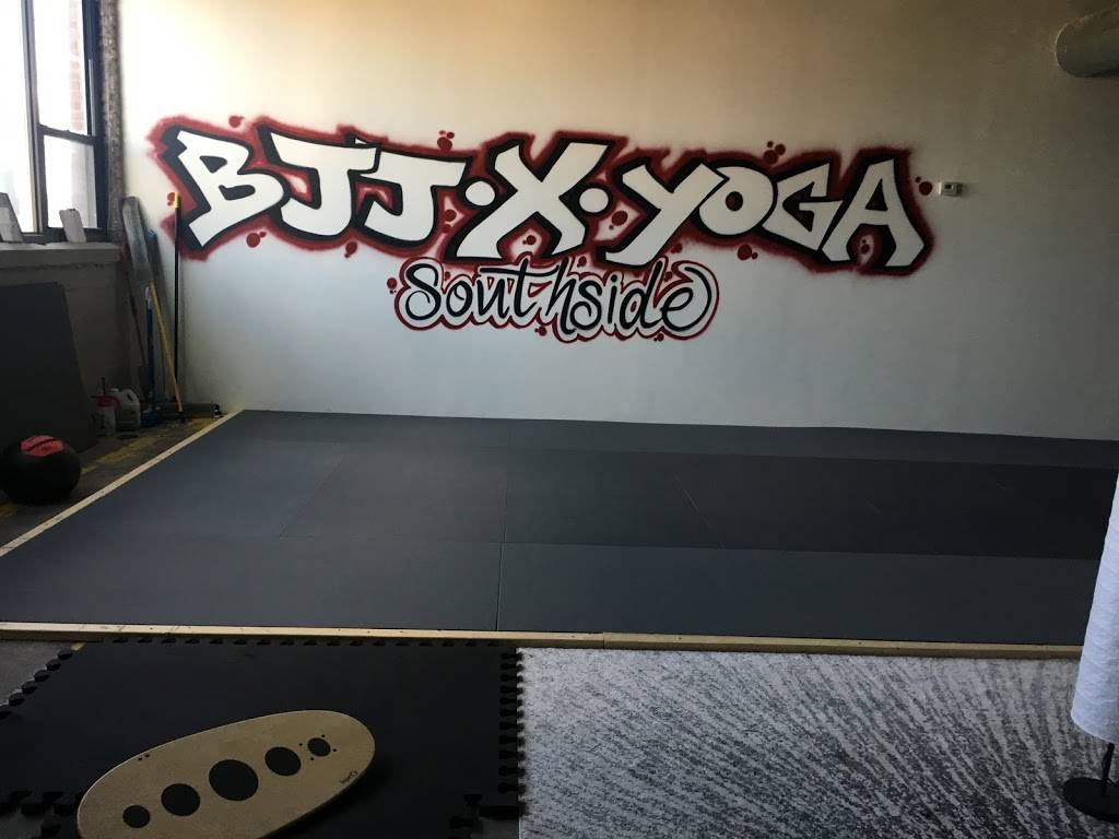 BJJ X Yoga Studio | 3700 S Iron St, Chicago, IL 60609, USA | Phone: (213) 925-3738