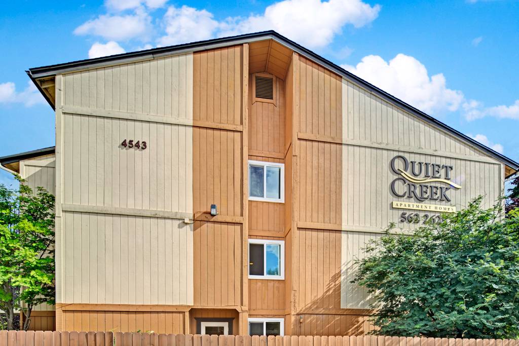 Quiet Creek Apartment Homes | 4543 Lake Otis Pkwy, Anchorage, AK 99507, USA | Phone: (907) 308-5447