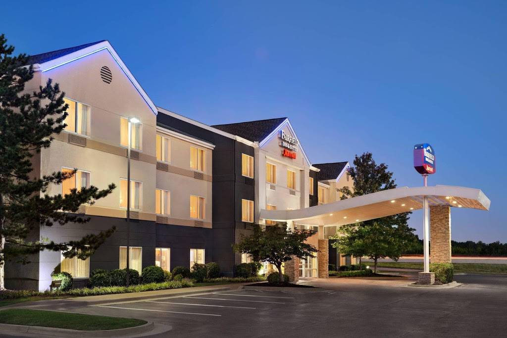 Fairfield Inn & Suites by Marriott Tulsa Central | 3214 S 79th E Ave, Tulsa, OK 74145 | Phone: (918) 663-0000