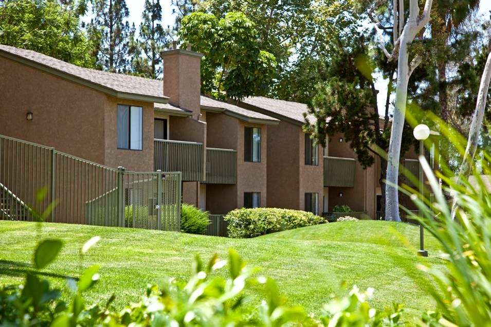 Forest Glen Apartment Community | 25092 Farthing St, Lake Forest, CA 92630, USA | Phone: (949) 768-9451