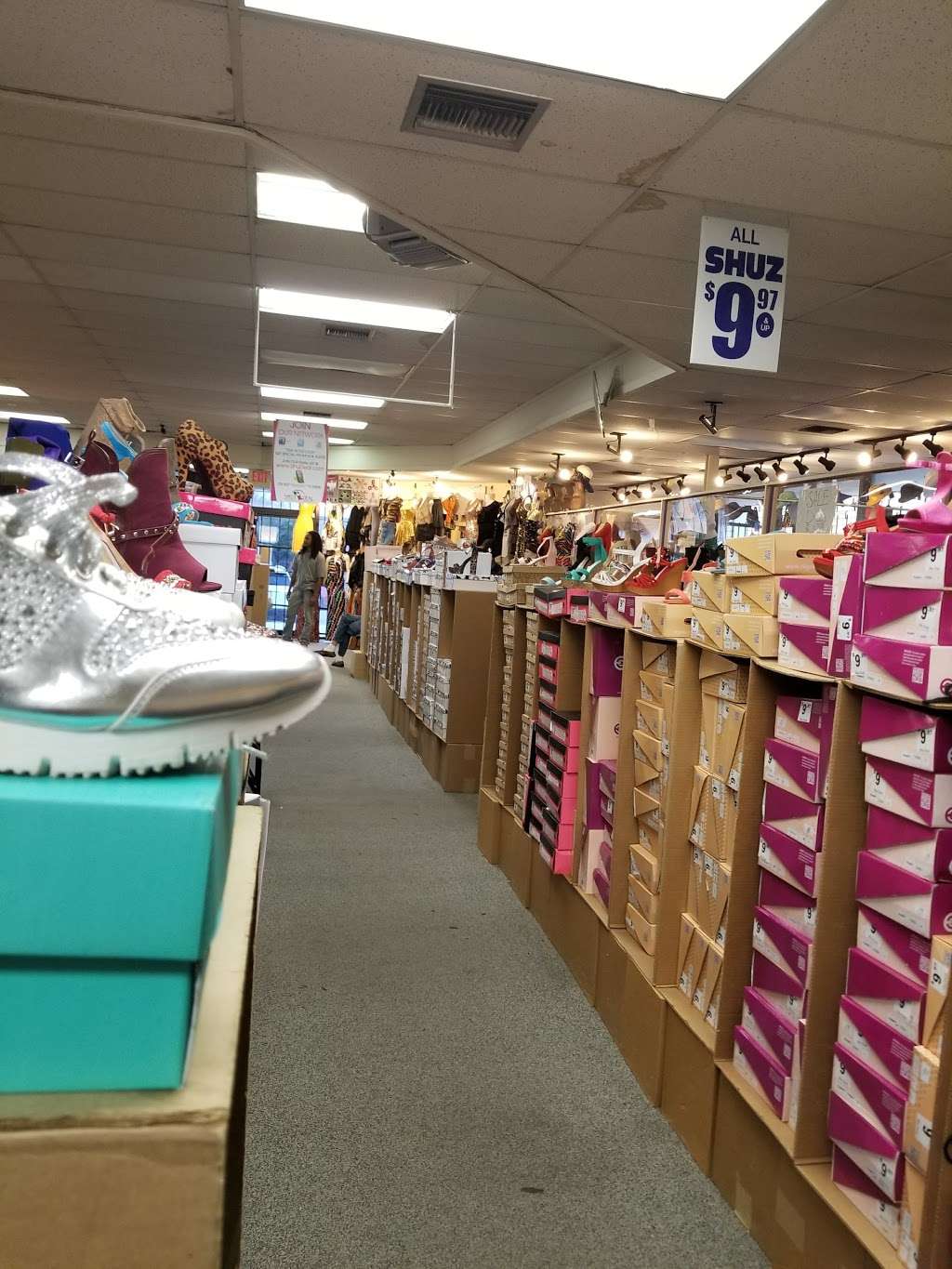 Shu Deal: All Shoes 6.97 and UP, 5812 