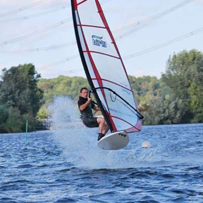 East London Windsurfing School | Broxbourne Sailing club, Meadgate Rd, Nazeing EN9 2BP, UK | Phone: 07944 589679