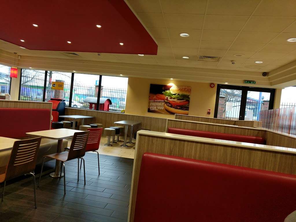 Burger King | Pipps Hill Retail Park, Miles Gray Rd, Basildon SS14 3AF, UK | Phone: 01268 280169