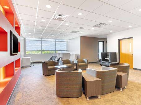 Regus - Minnesota, Minneapolis - Roseville - Bonestroo | 2355 Highway 36 West Bonestroo, Suite 400, Roseville, MN 55113, USA | Phone: (651) 251-6900