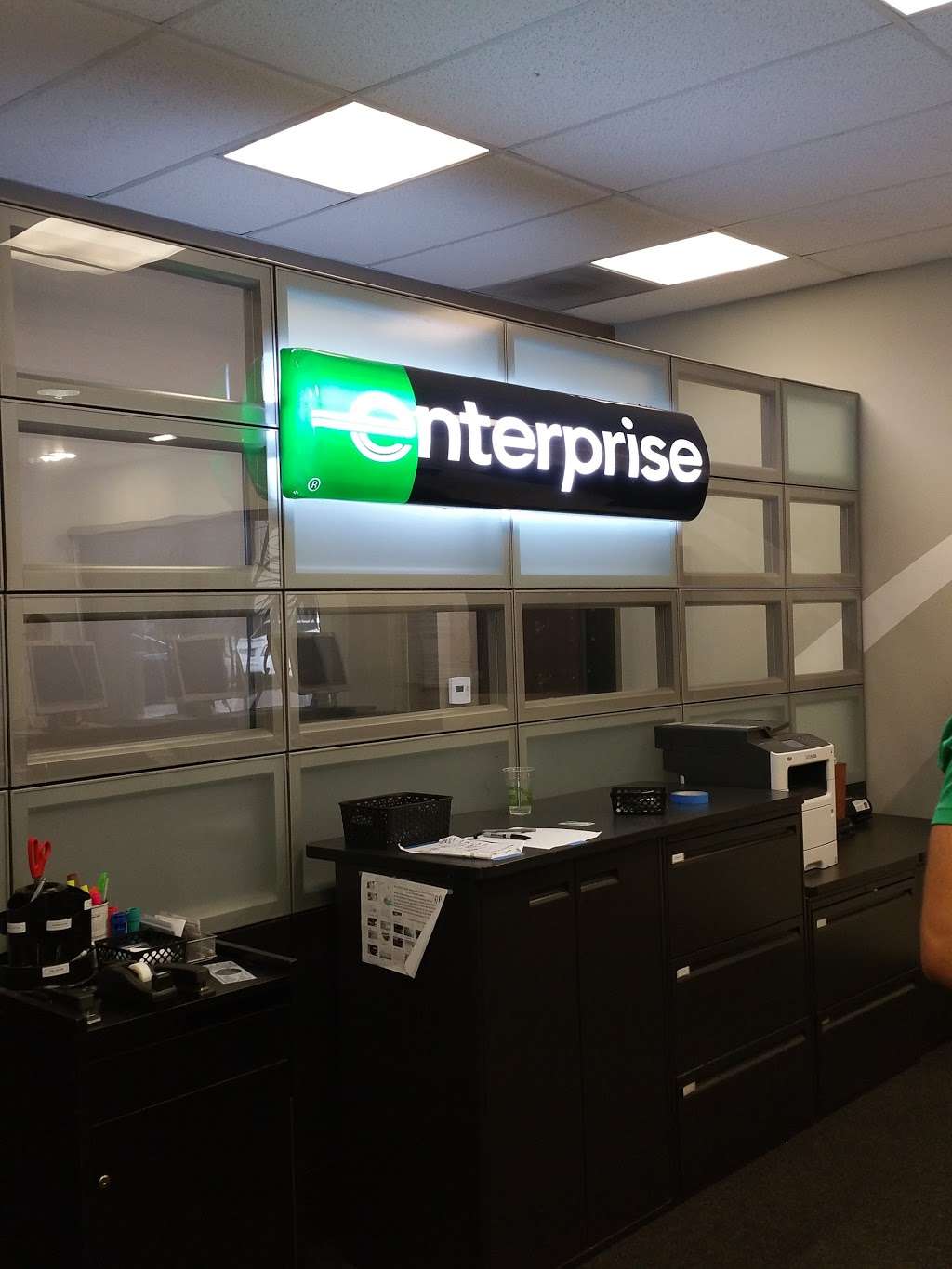 Enterprise Rent-A-Car | 235 W 6th St, San Pedro, CA 90731, USA | Phone: (310) 548-8060