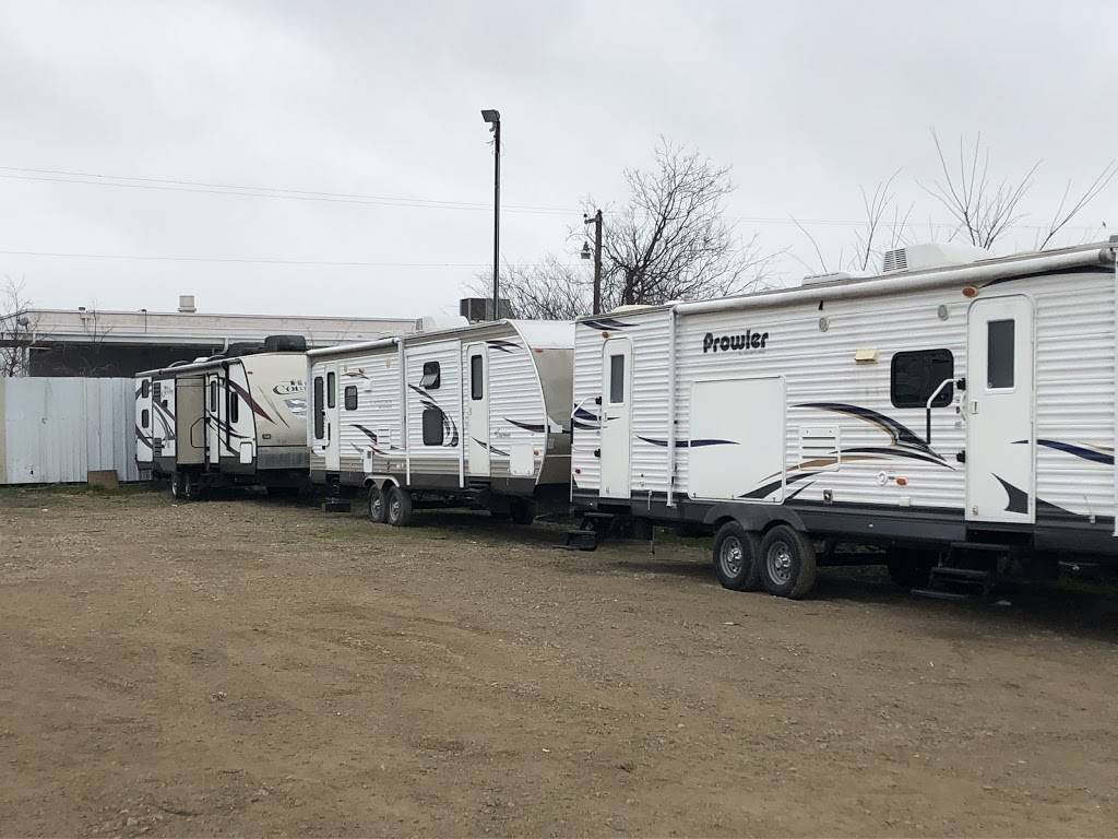 Friendly RVs | 2800 Kimbo Rd, Fort Worth, TX 76111, USA | Phone: (817) 484-8379