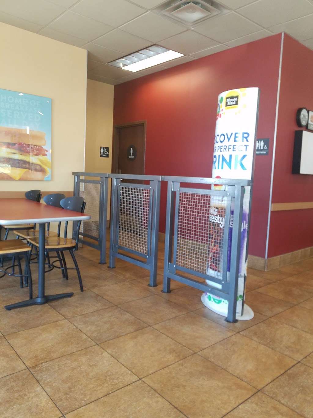 Jack in the Box | 25950 Iris Ave, Moreno Valley, CA 92551, USA | Phone: (951) 242-0232