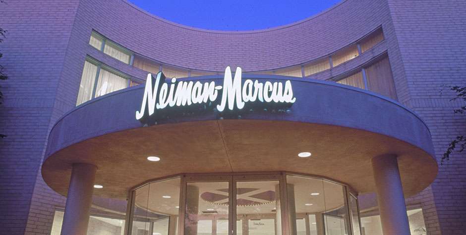 Neiman Marcus | 6 Oakbrook Center, Oak Brook, IL 60523, USA | Phone: (630) 572-1500