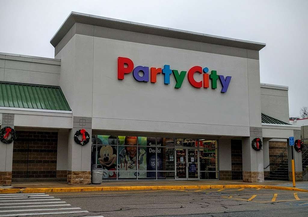 Party City | 209 Hartford Ave, Bellingham, MA 02019, USA | Phone: (508) 966-4555