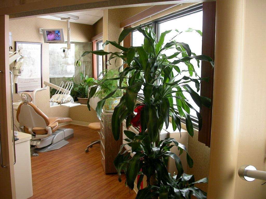 Cariodontal - Dental Wellness | 310 E Shore Rd, Great Neck, NY 11023, USA | Phone: (516) 282-0310