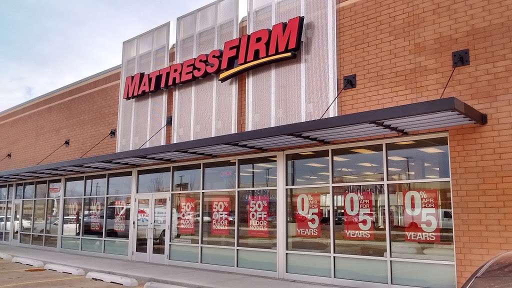 Mattress Firm Archer Heights | 4116 S Pulaski Rd, Chicago, IL 60632, USA | Phone: (773) 254-5000