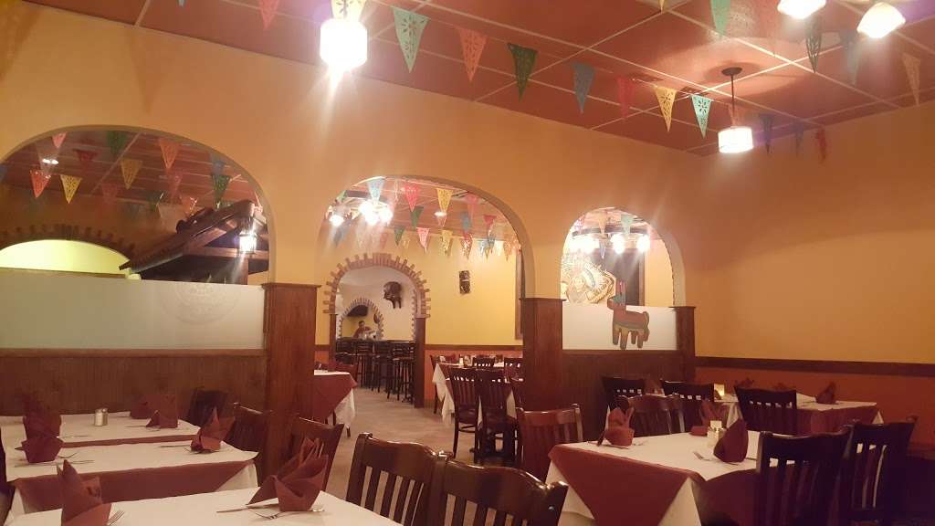 El Coyote | 129 Danbury Rd, New Milford, CT 06776 | Phone: (860) 799-5470