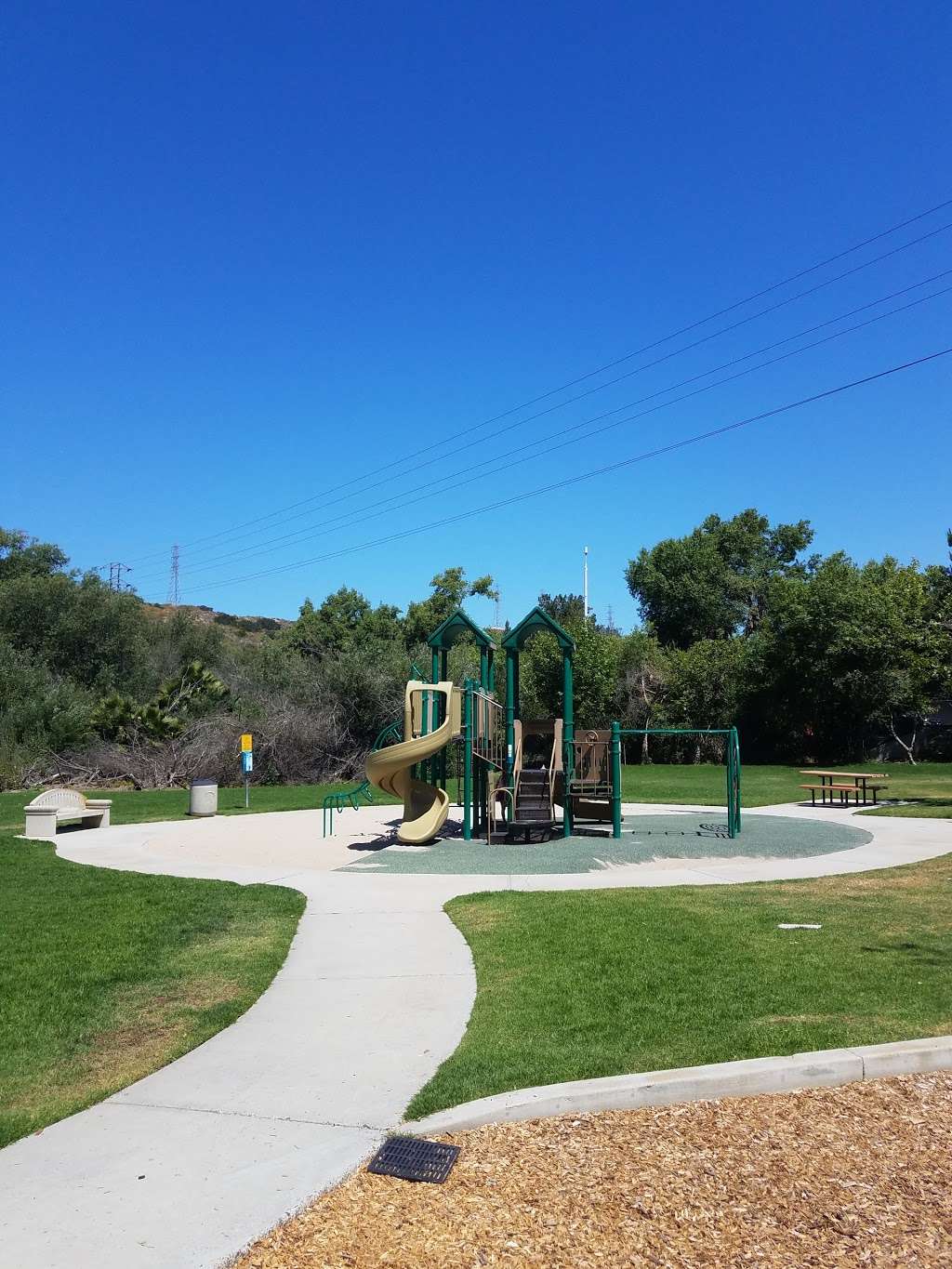 Hummingbird Park | 21933 Aliso Creek Rd, Aliso Viejo, CA 92656, USA | Phone: (949) 243-7750