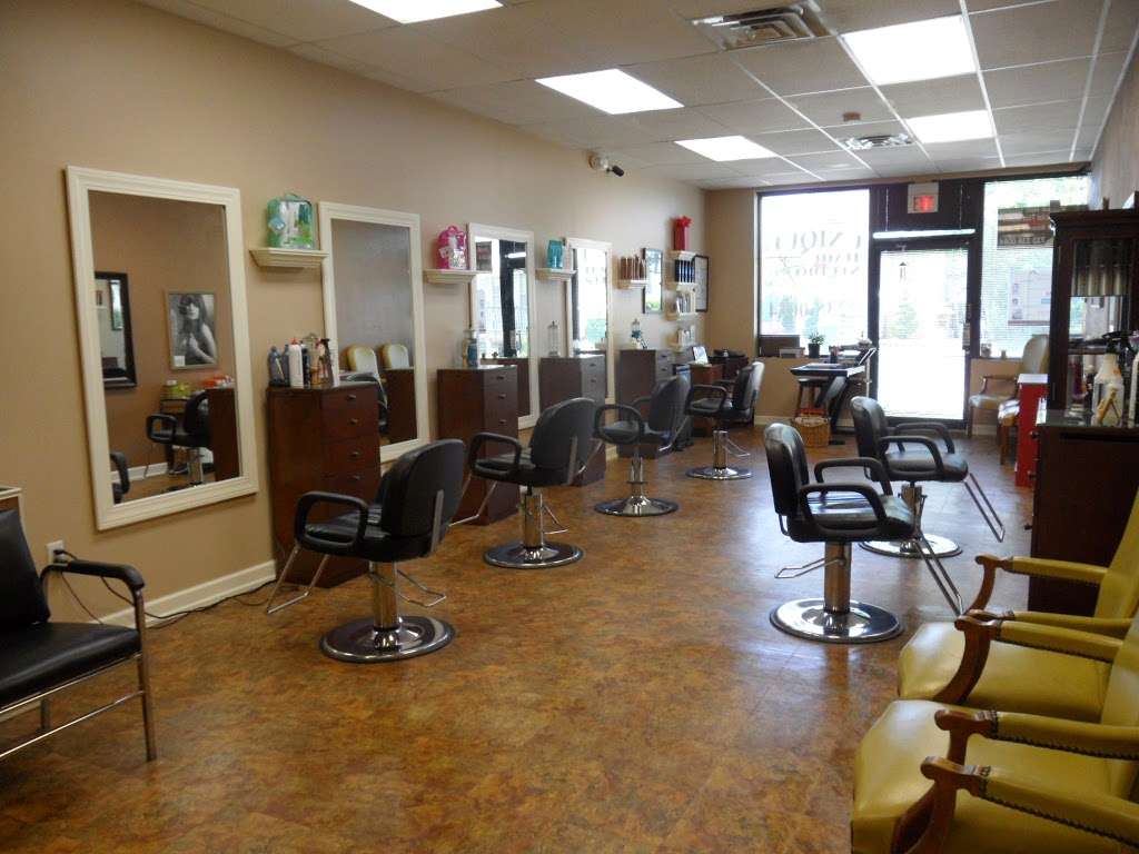 Unique Hair Studio | 176 Pulaski Ave, Sayreville, NJ 08872, USA | Phone: (732) 238-0084