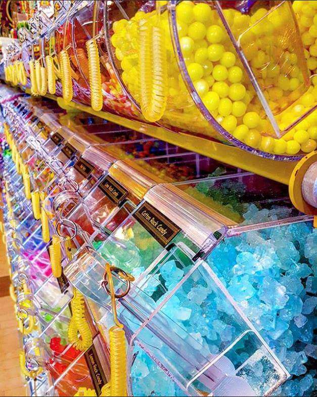 Fuzziwigs Candy Factory | 310 Daniel Webster Highway STE 155 STE 155, Nashua, NH 03060, USA | Phone: (603) 891-3900