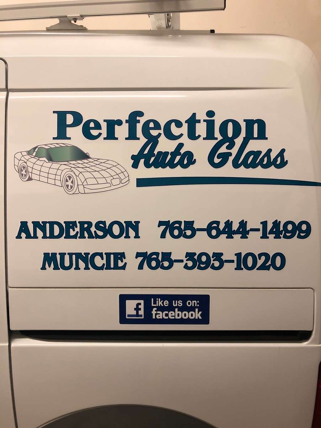 Auto Glass of Indiana/Perfection Auto Glass Anderson-Muncie | 2006 Main St, Anderson, IN 46016, USA | Phone: (765) 644-1499