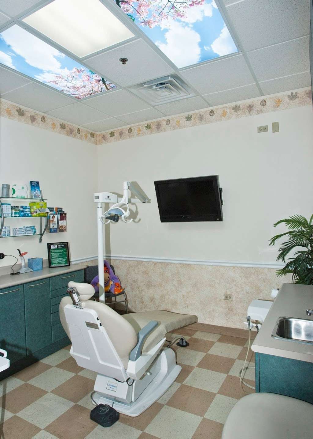 Miles Family Dental: Jeffrey P Miles DMD | 417 IL-173, Antioch, IL 60002, USA | Phone: (847) 395-5550