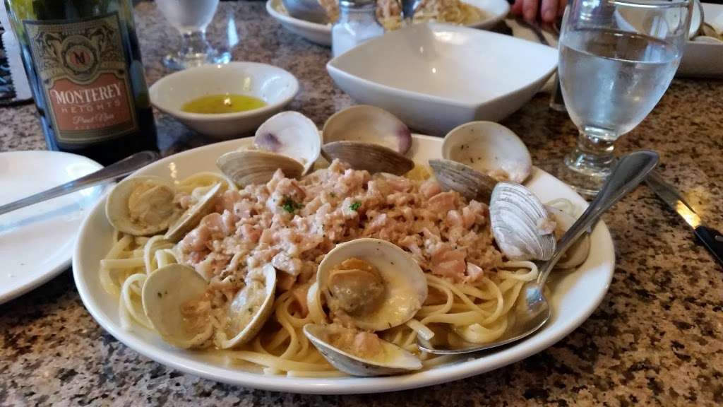 Cafe Rossettis | 115 Winthrop Shore Dr, Winthrop, MA 02152, USA | Phone: (617) 539-9990