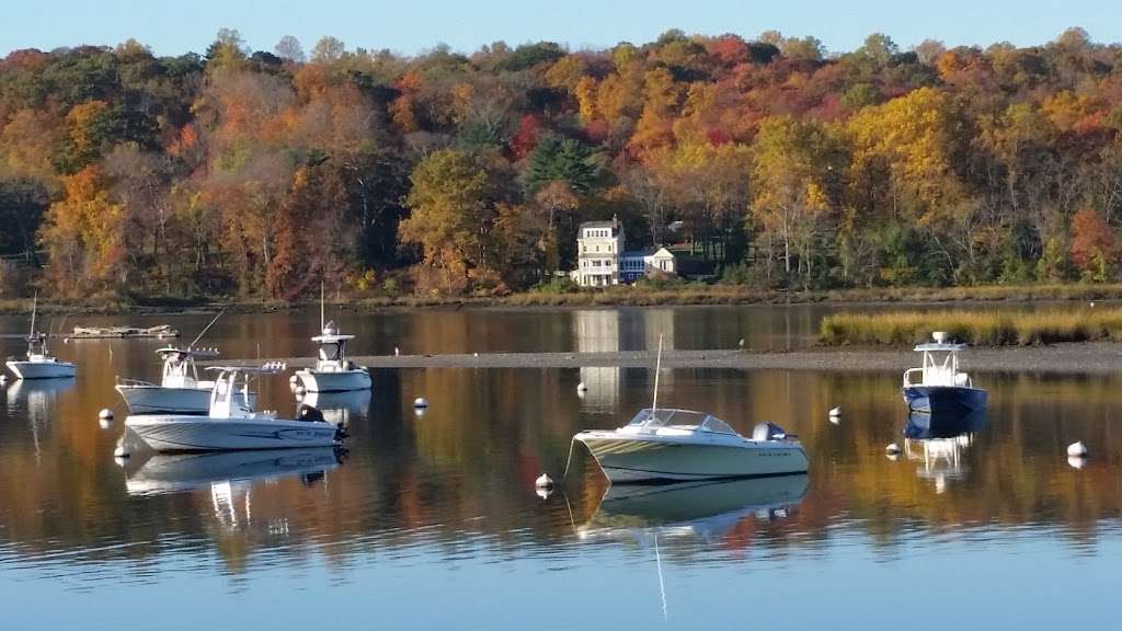 Billy Joel Park & Boat Ramp | 100-198 NY-25A, Cold Spring Harbor, NY 11724