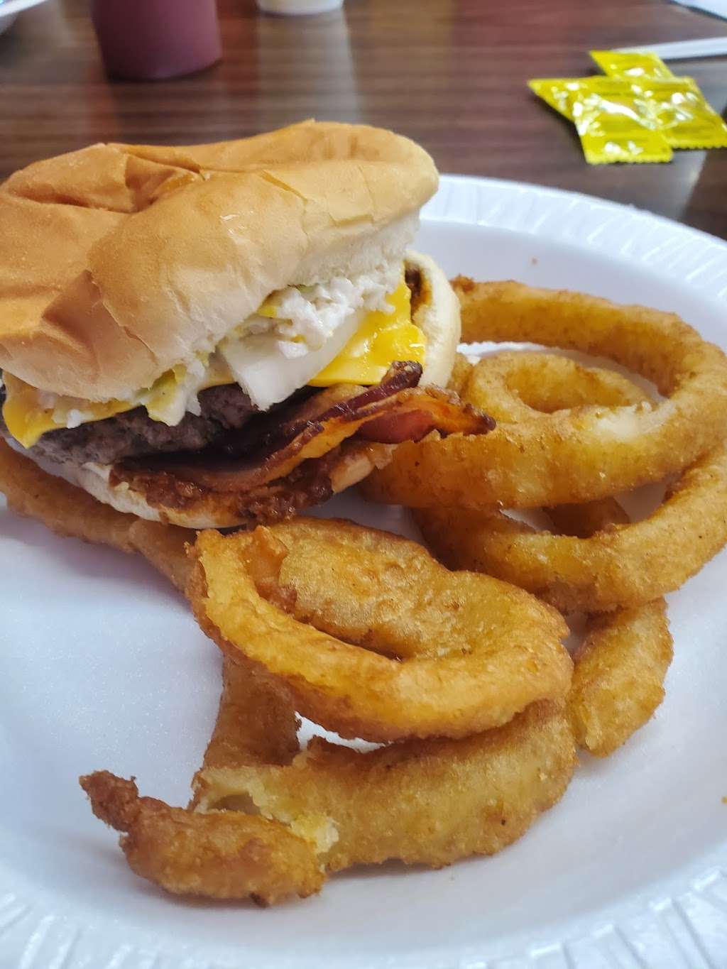 Cat Square Family Restaurant in 2168 Cat Square Rd, Vale, NC 28168, USA