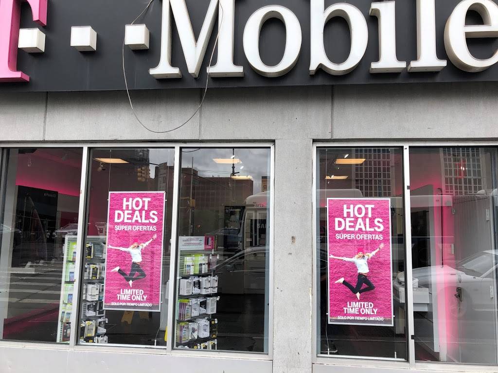 T-Mobile | Photo 1 of 2 | Address: 555 Grand Concourse, The Bronx, NY 10451, USA | Phone: (347) 590-3829