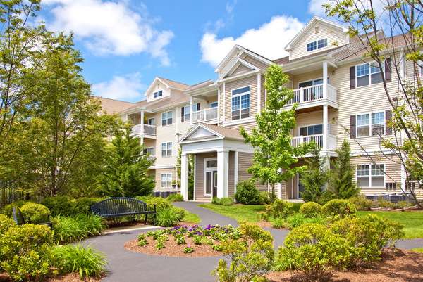 West Village Apartments | 792 West St, Mansfield, MA 02048, USA | Phone: (508) 261-0500