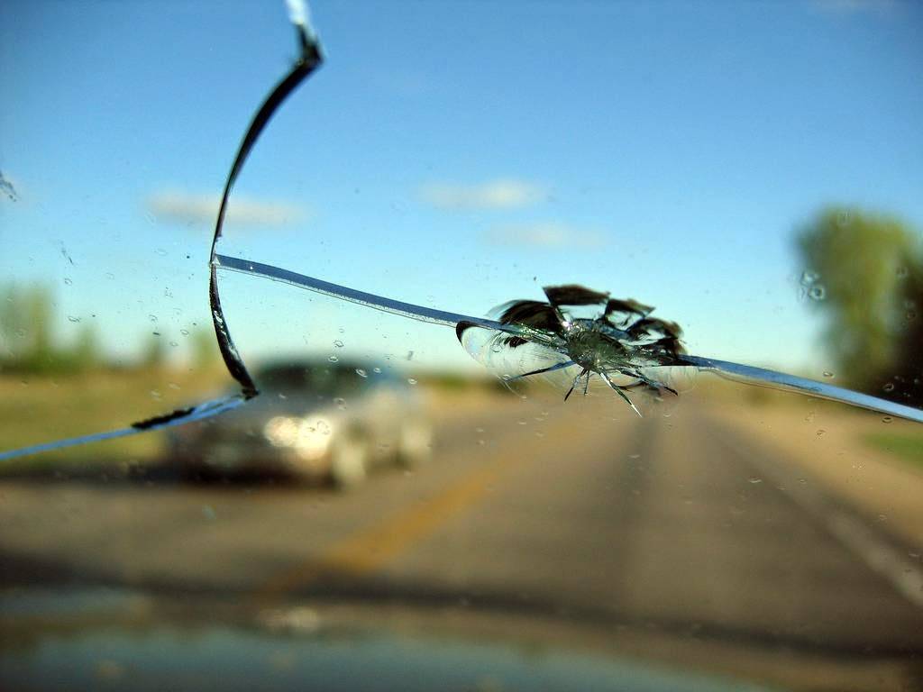 Accurate Auto Glass of America | 1215 9th Ave S, South St Paul, MN 55075, USA | Phone: (651) 450-4735