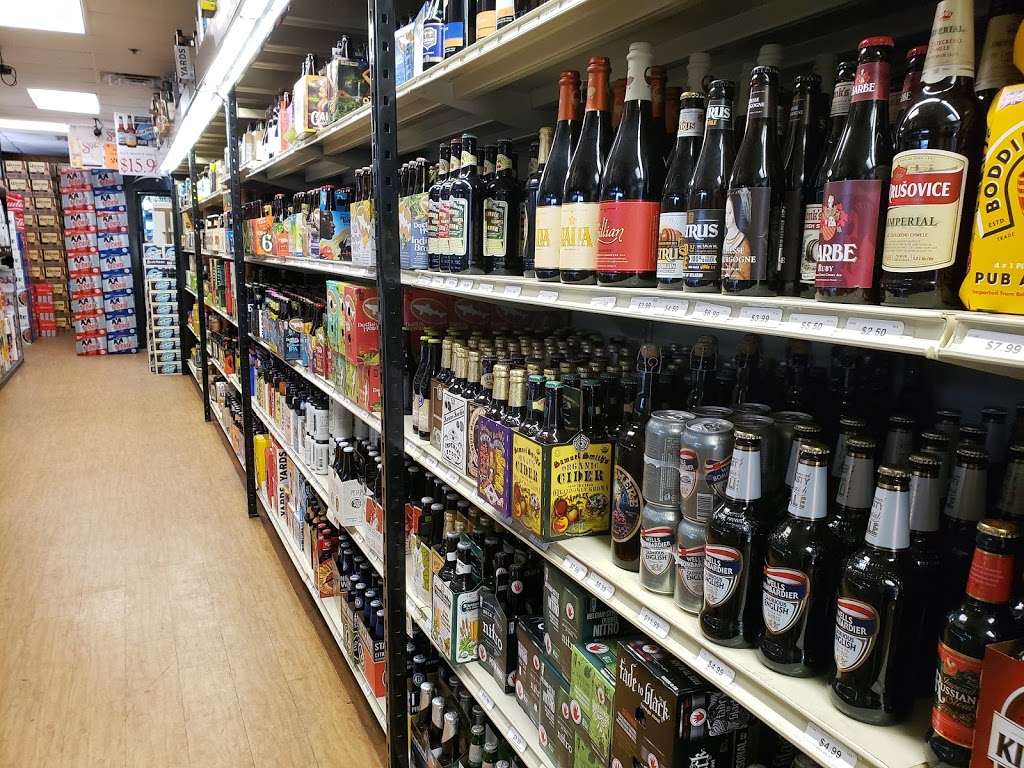 Hockessin Liquor | 727 Ace Memorial Dr, Hockessin, DE 19707, USA | Phone: (302) 235-5848