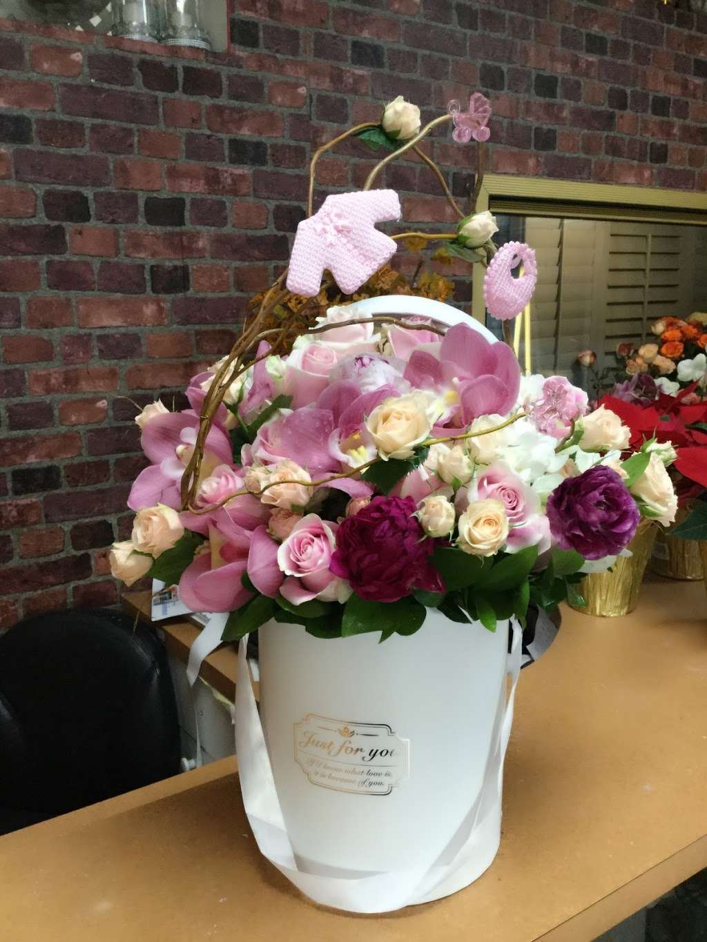 Vivaldi Florist | 536 N Glenoaks Blvd, Burbank, CA 91502, USA | Phone: (818) 955-8686