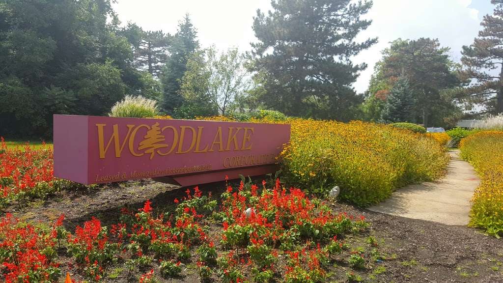 Woodlake Corporate Park | 900 Parkview Blvd, Lombard, IL 60148, USA | Phone: (847) 698-7401