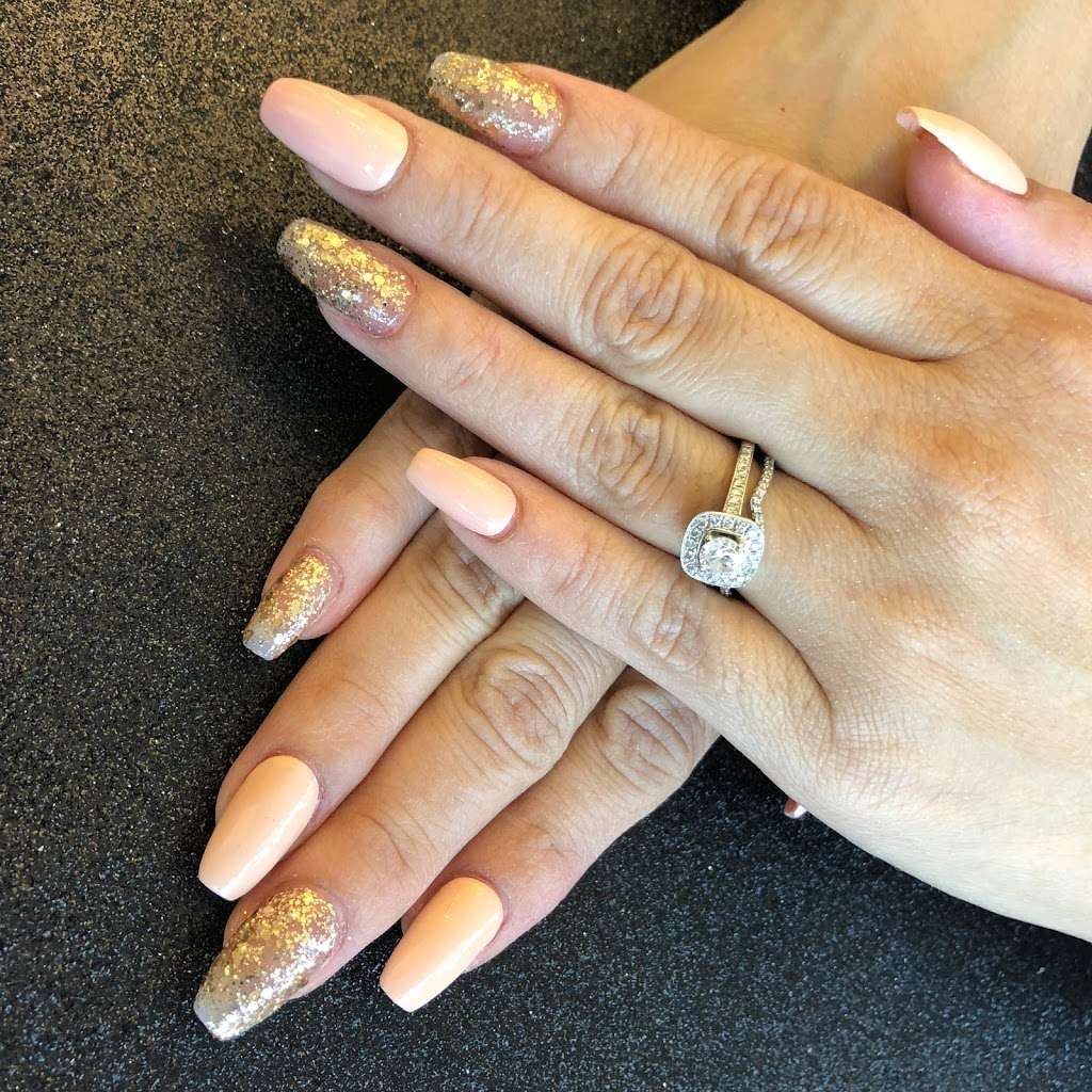 Nails Paradise | 900 W Glenoaks Blvd F, Glendale, CA 91202, USA | Phone: (818) 396-5651