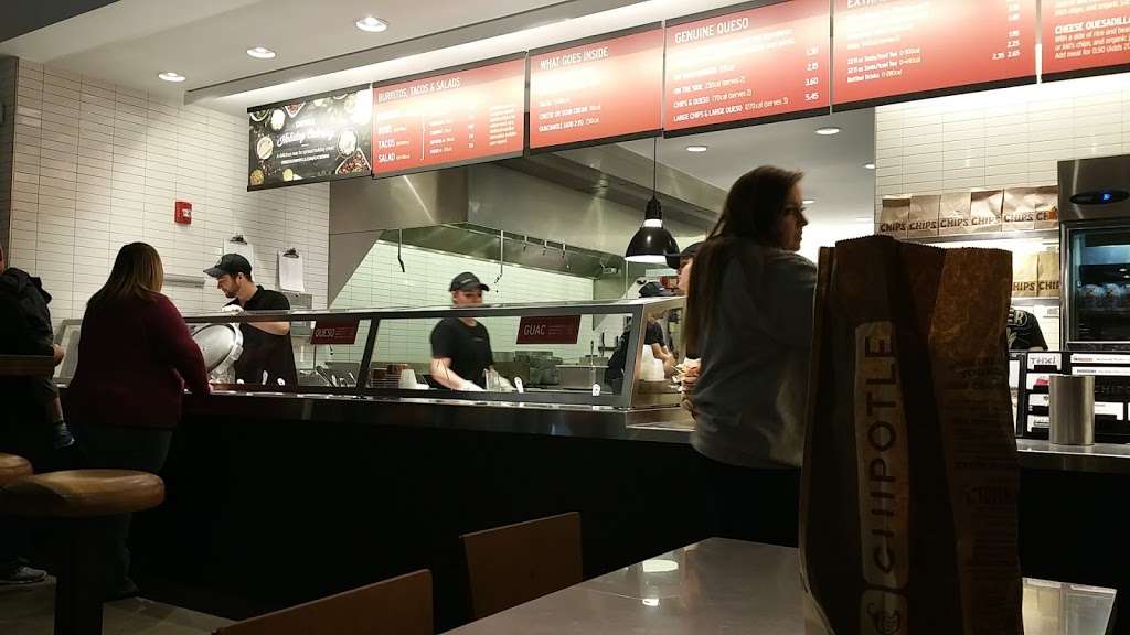 Chipotle Mexican Grill | 927 Foxcroft Ave, Martinsburg, WV 25401 | Phone: (304) 267-8698