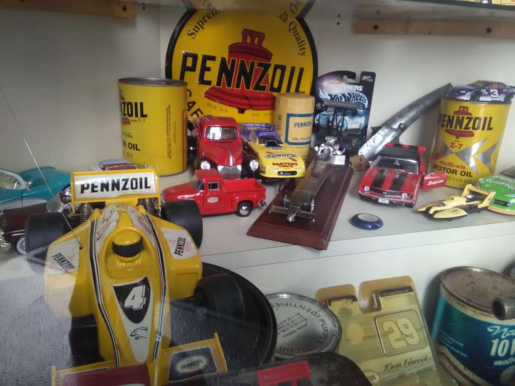 Pennzoil 10 Minute Oil Change | 9043 S Howell Ave, Oak Creek, WI 53154, USA | Phone: (414) 570-0850