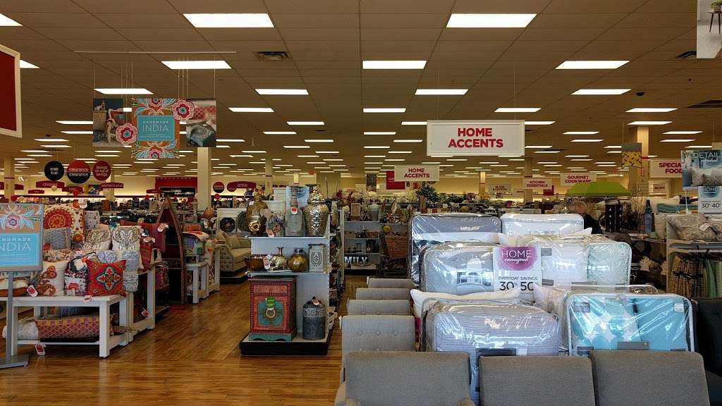 T.J. Maxx & HomeGoods | 3000 West, IL-60, Mundelein, IL 60060 | Phone: (847) 837-9424