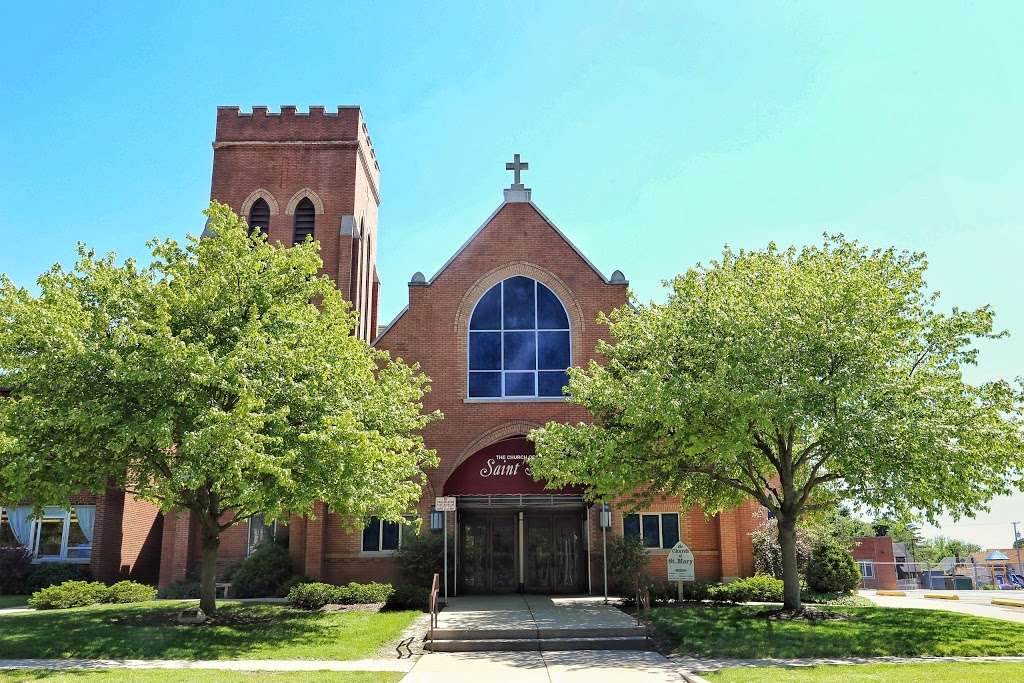 St Marys Catholic Church | 244 Waterman St, Sycamore, IL 60178, USA | Phone: (815) 895-3275