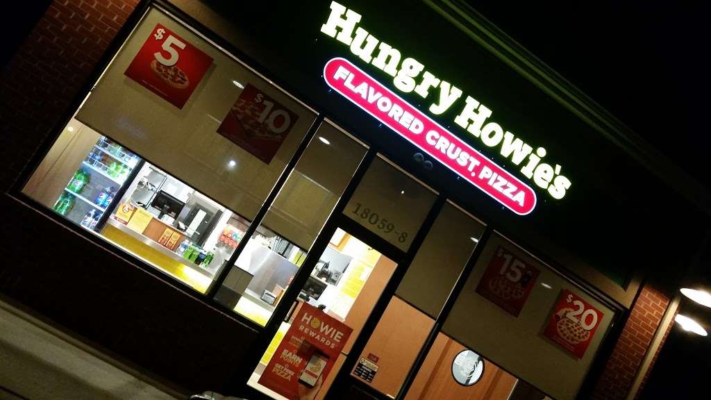 Hungry Howies Pizza | 18059 W Catawba Ave #8, Cornelius, NC 28031, USA | Phone: (704) 237-3810