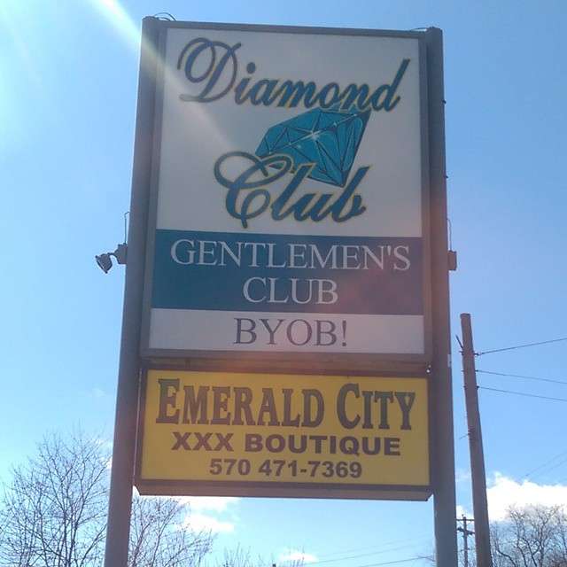 The Diamond Club | 107 N Keyser Avenue, Old Forge, PA 18518, USA | Phone: (570) 457-5088