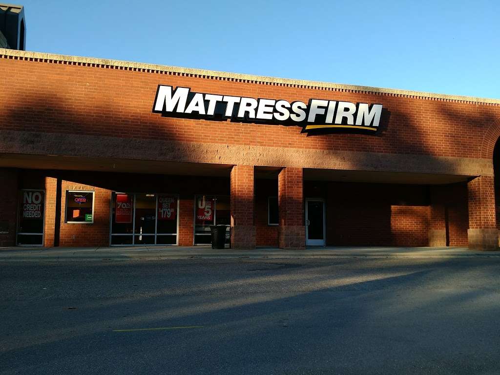 Mattress Firm Franklin Square | 3078 E Franklin Blvd Ste 2, Gastonia, NC 28056, USA | Phone: (704) 867-5970