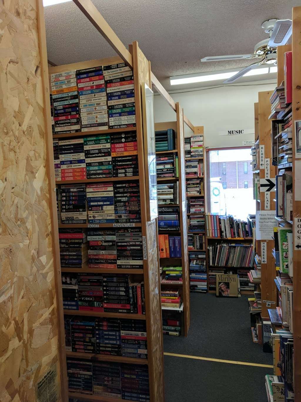 The Book Stop | 10840 W 44th Ave, Wheat Ridge, CO, Wheat Ridge, CO 80033 | Phone: (303) 425-4960